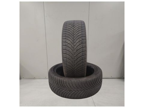 BRIDGESTONE Copertura Usata 205/45R17 TURANZA T001 88V XL DOT23 60%